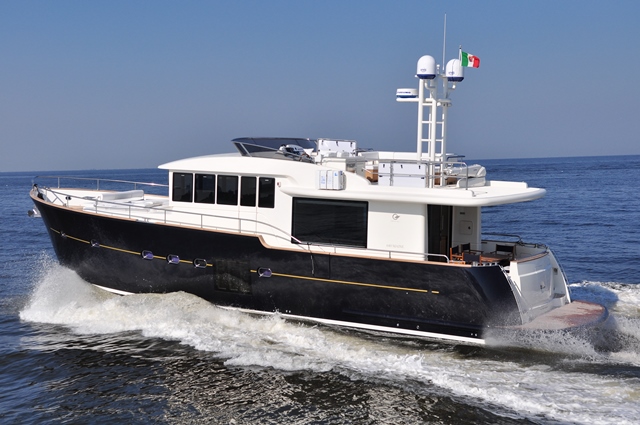 cantieri estensi yachts