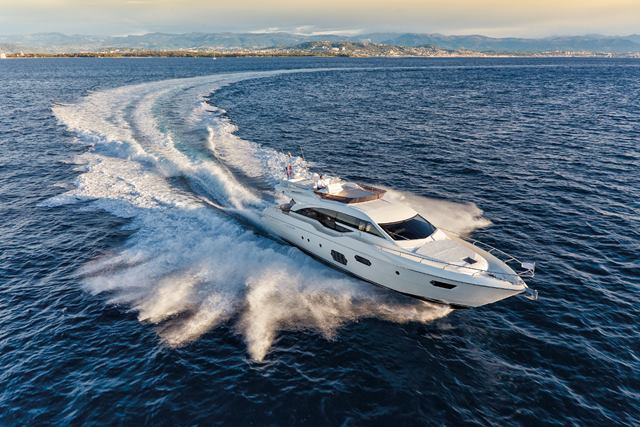 Ferretti 690, panorama náutico