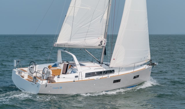 Oceanis 38, panorama náutico