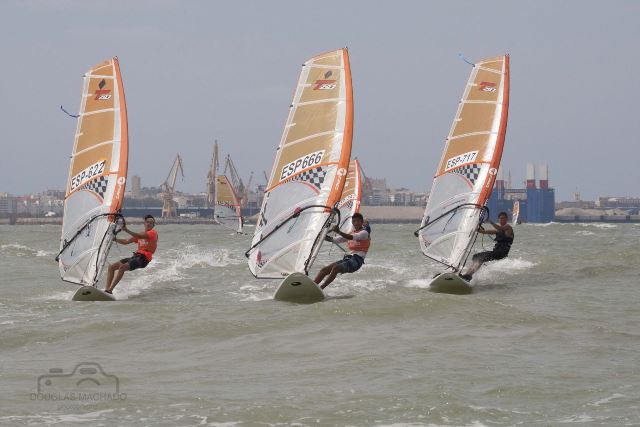 panorama náutico, windsurf,