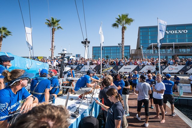panorama náutico, Regata In Port