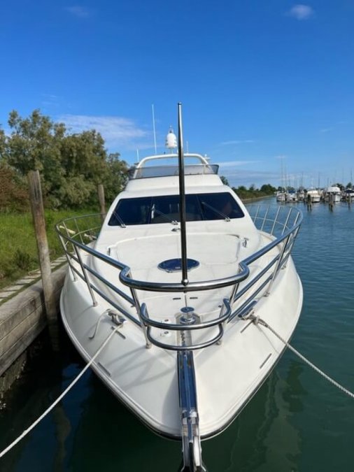 AZIMUT 62 FLY - 24