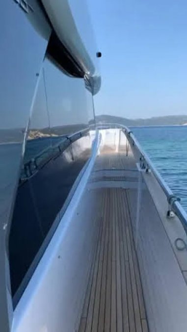 AZIMUT MAGELLANO 66 - 12