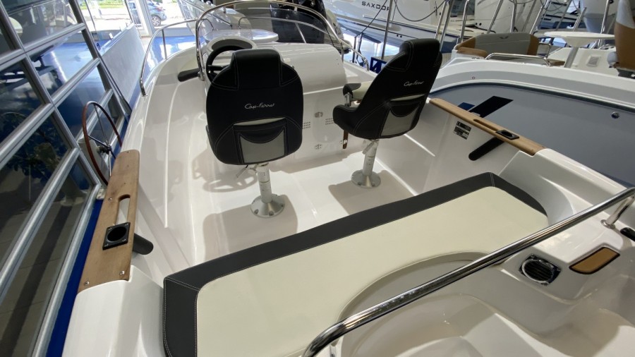 B2 MARINE CAP FERRET 522 OPEN - 7