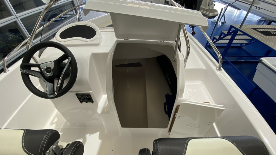 B2 MARINE CAP FERRET 522 OPEN - 11