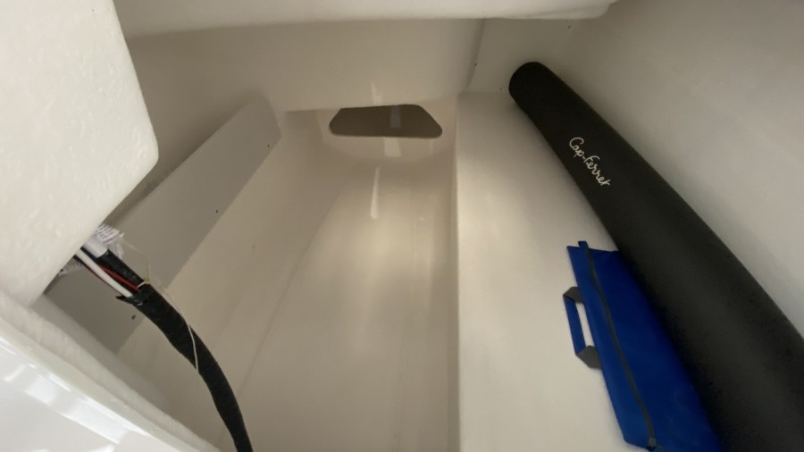 B2 MARINE CAP FERRET 522 OPEN - 12