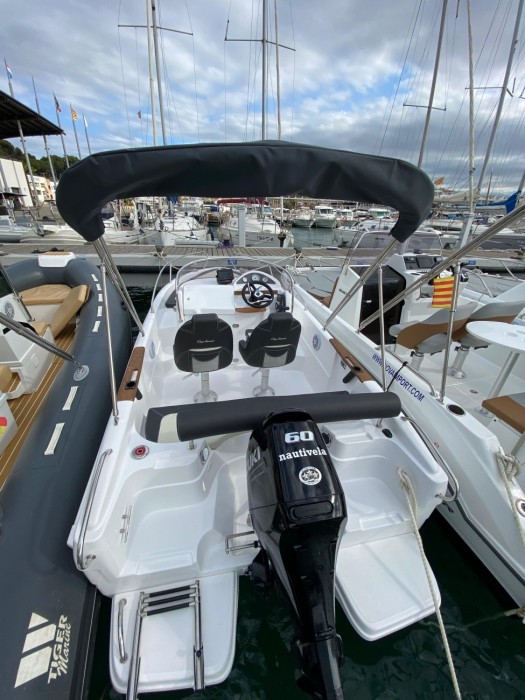 B2 MARINE CAP FERRET 552 SUN DECK - 4