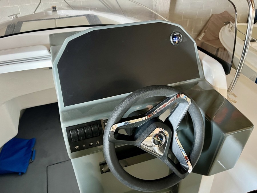 B2 MARINE CAP FERRET 702 OPEN SERIE 2 - 13