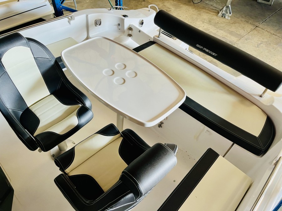 B2 MARINE CAP FERRET 702 OPEN SERIE 2 - 7