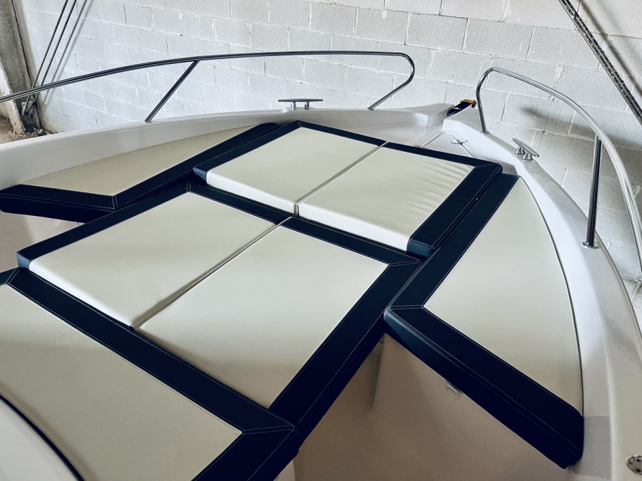 B2 MARINE CAP FERRET 702 OPEN SERIE 2 - 9