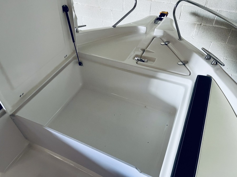 B2 MARINE CAP FERRET 702 OPEN SERIE 2 - 12