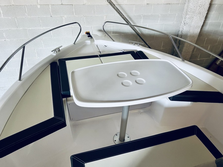 B2 MARINE CAP FERRET 702 OPEN SERIE 2 - 11