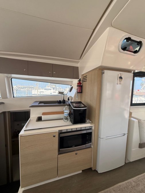 BALI CATAMARANS 4.1 - 32