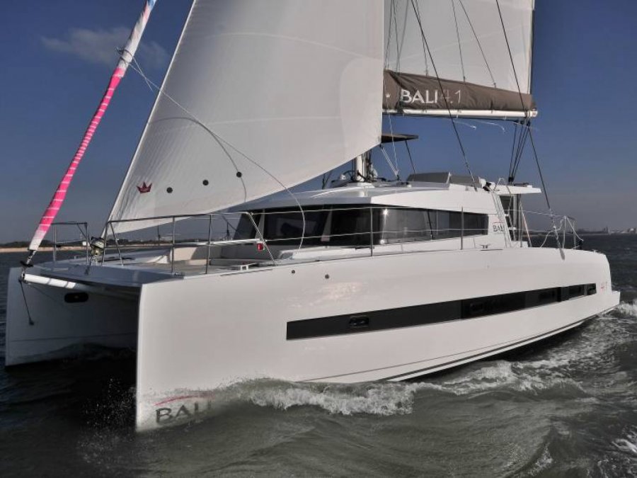 BALI CATAMARANS 4.1 - 2