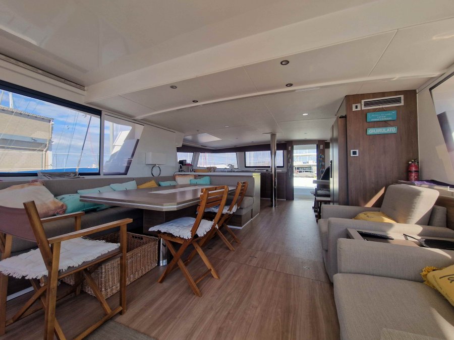 BALI CATAMARANS 5.4 - 21