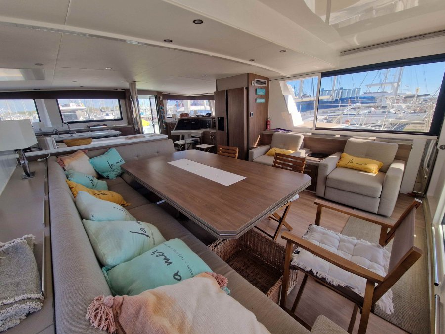 BALI CATAMARANS 5.4 - 23