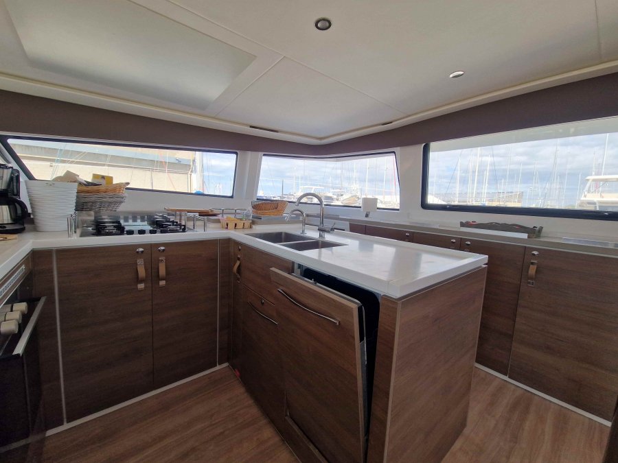 BALI CATAMARANS 5.4 - 28