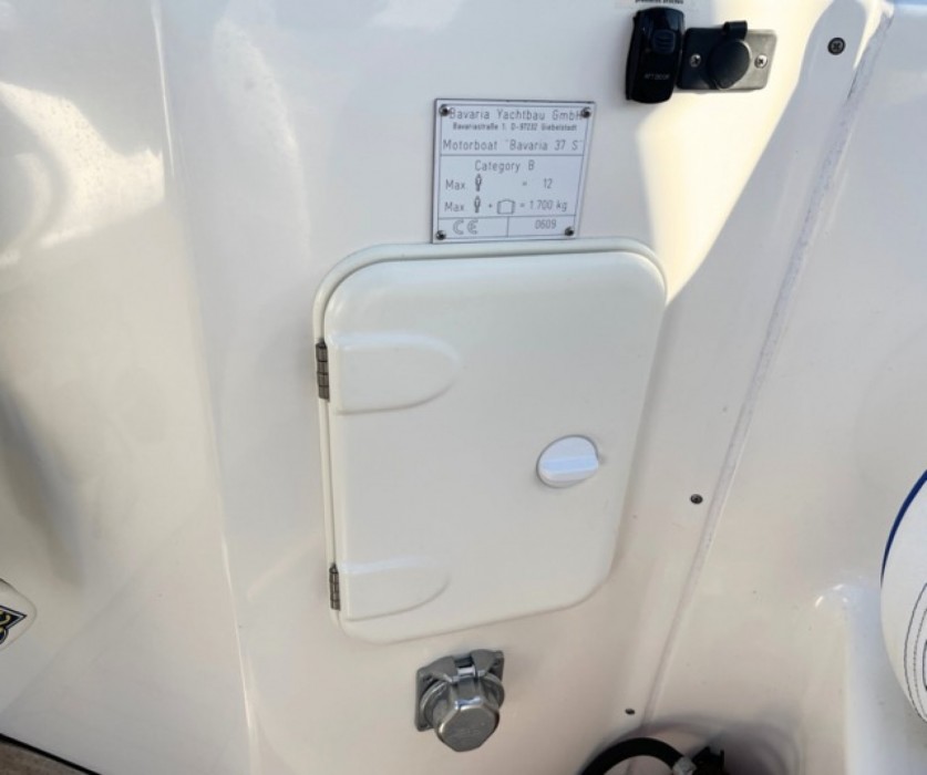 BAVARIA 37 SPORT - 17