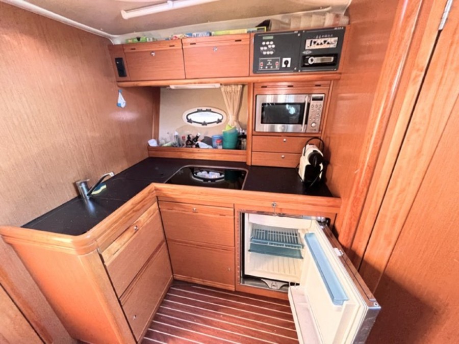 BAVARIA 37 SPORT - 19