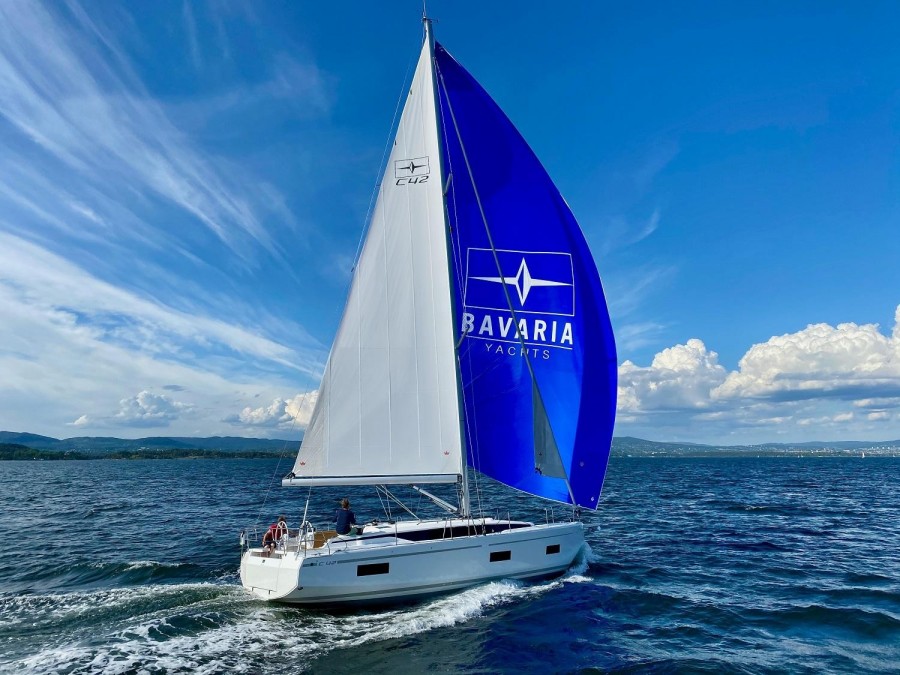Bavaria C42