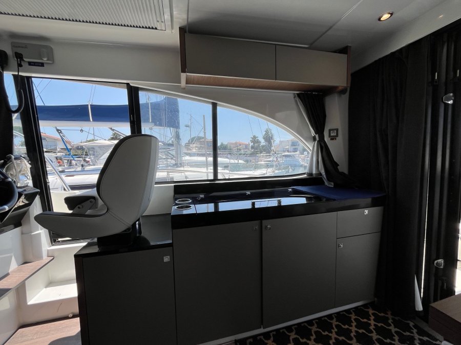 BENETEAU ANTARES 11 OB - 10