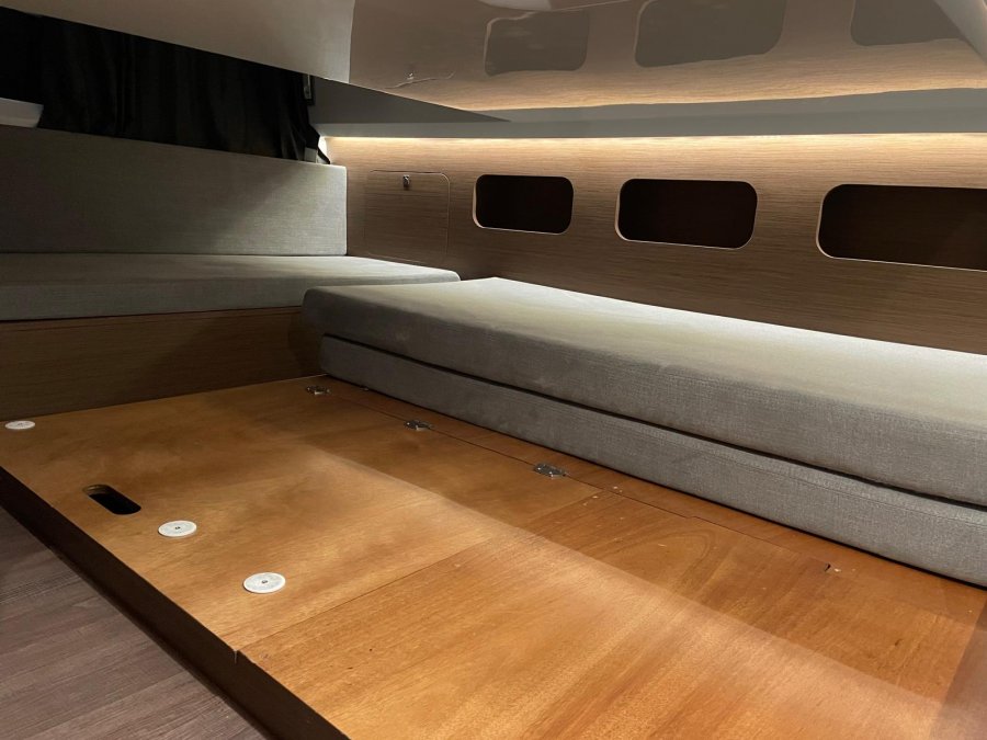 BENETEAU ANTARES 11 - 28
