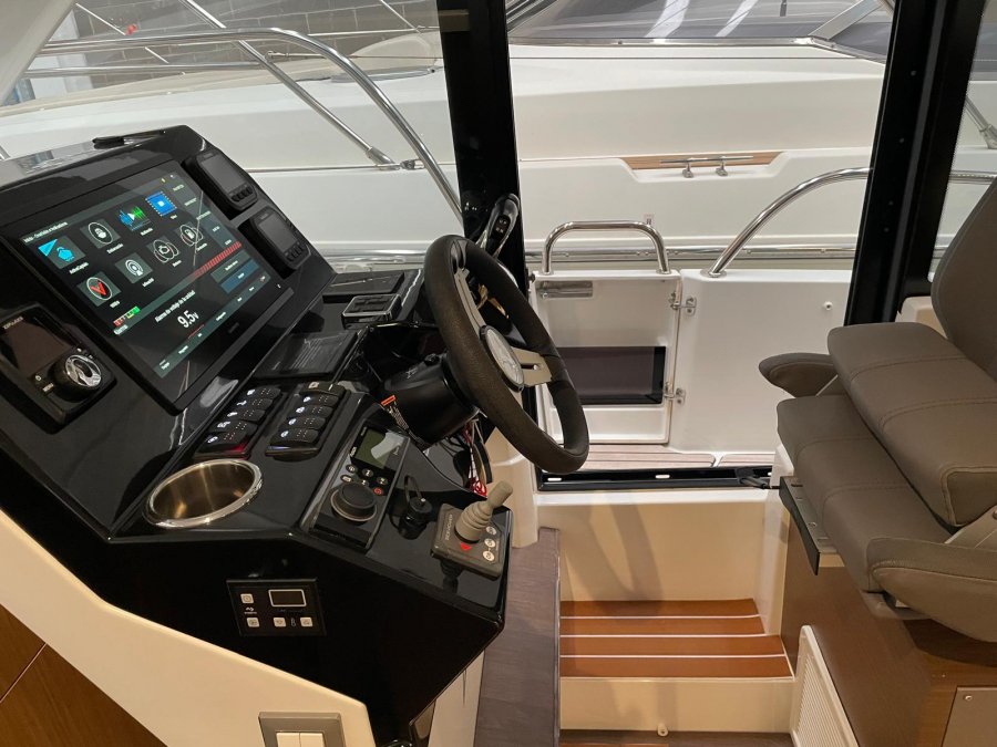 BENETEAU ANTARES 11 - 32
