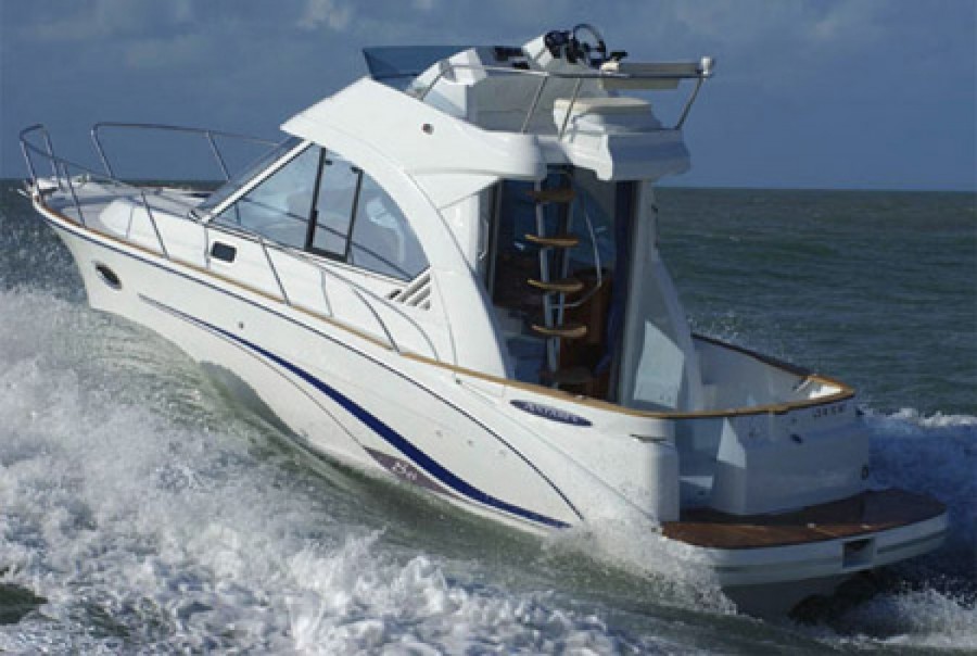 BENETEAU ANTARES 8.8 - 1