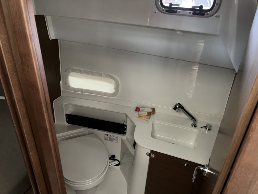 BENETEAU ANTARES 9 OB - 29