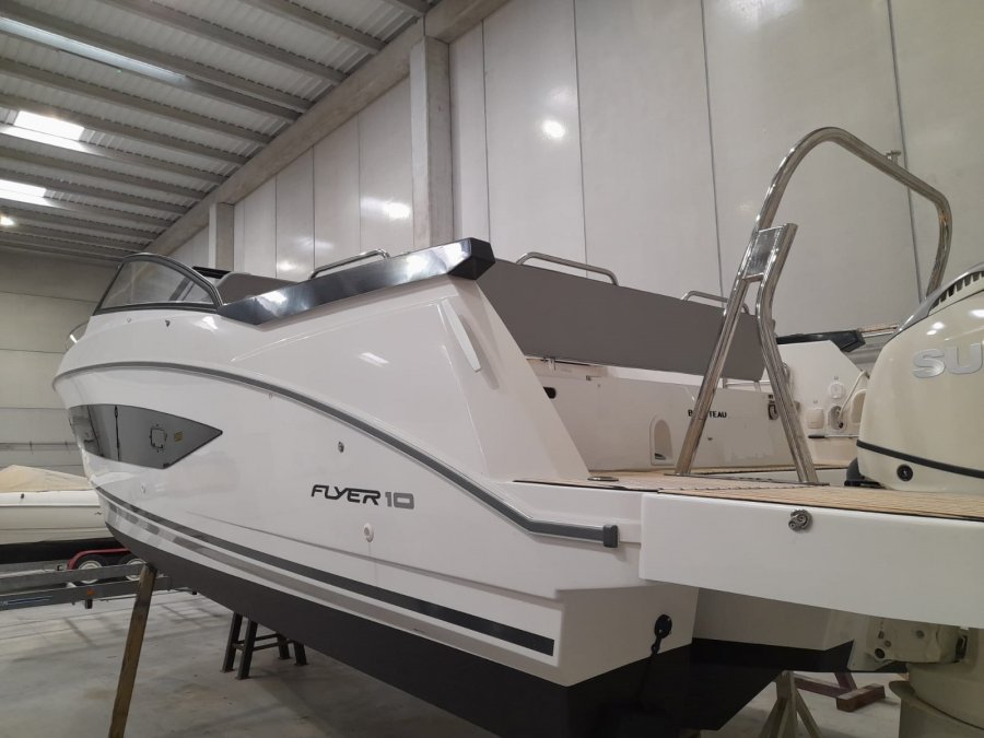 Beneteau Flyer 10