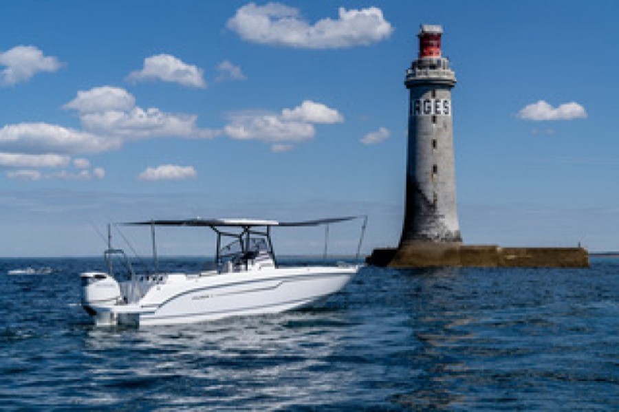 BENETEAU FLYER 8 SPACEDECK V2 - 14