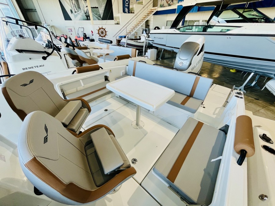 BENETEAU FLYER 8 SPACEDECK V2 - 6