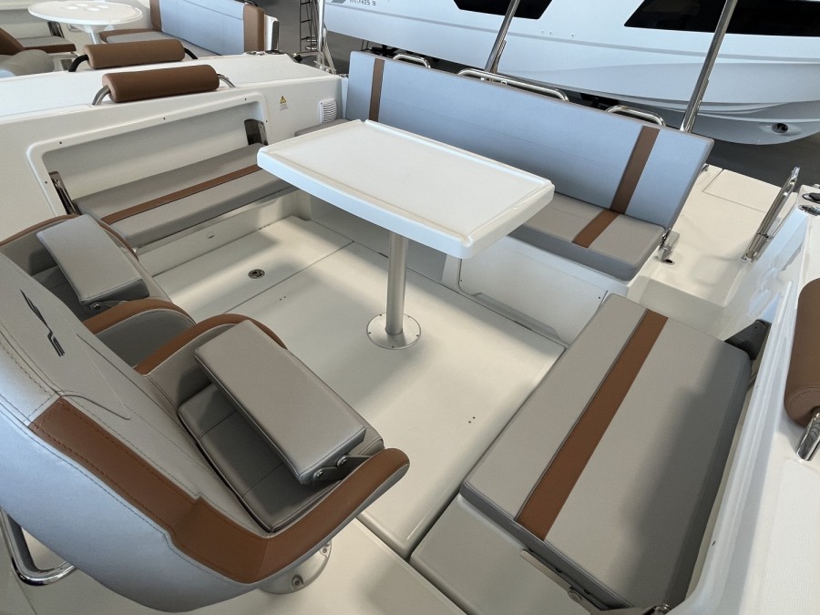 BENETEAU FLYER 8 SUNDECK V2 - 6