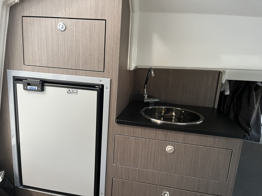 BENETEAU FLYER 8 SUNDECK V2 - 10