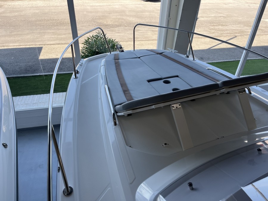 BENETEAU FLYER 8 SUNDECK V2 - 13