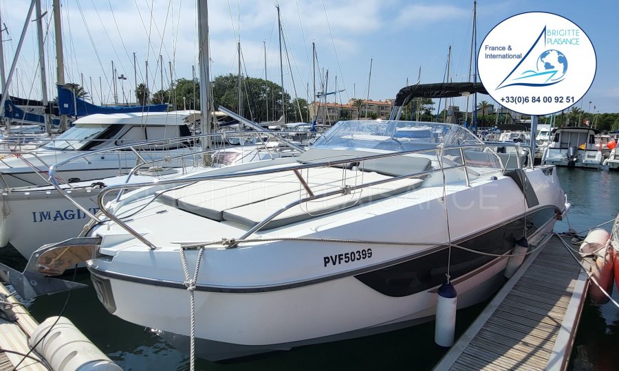 BENETEAU FLYER 8.8 SUNDECK - 1