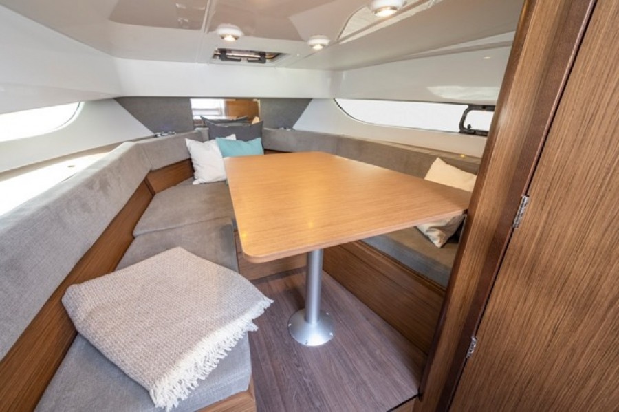 BENETEAU FLYER 9 SUNDECK - 7