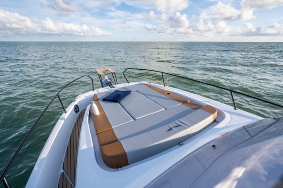 BENETEAU FLYER 9 SUNDECK - 11