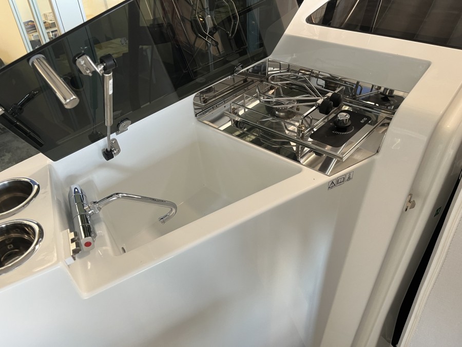 BENETEAU FLYER 9 SUNDECK - 15