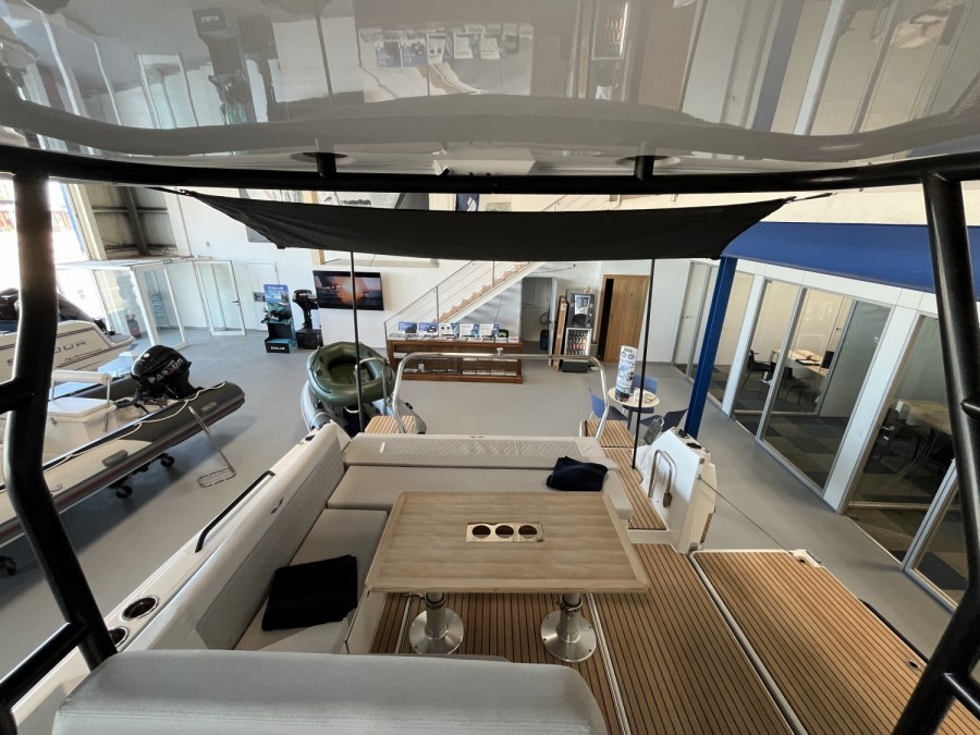BENETEAU FLYER 9 SUNDECK - 16