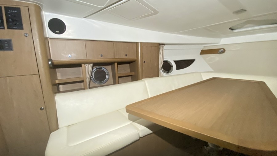 BENETEAU FLYER GRAN TURISMO 34 - 13