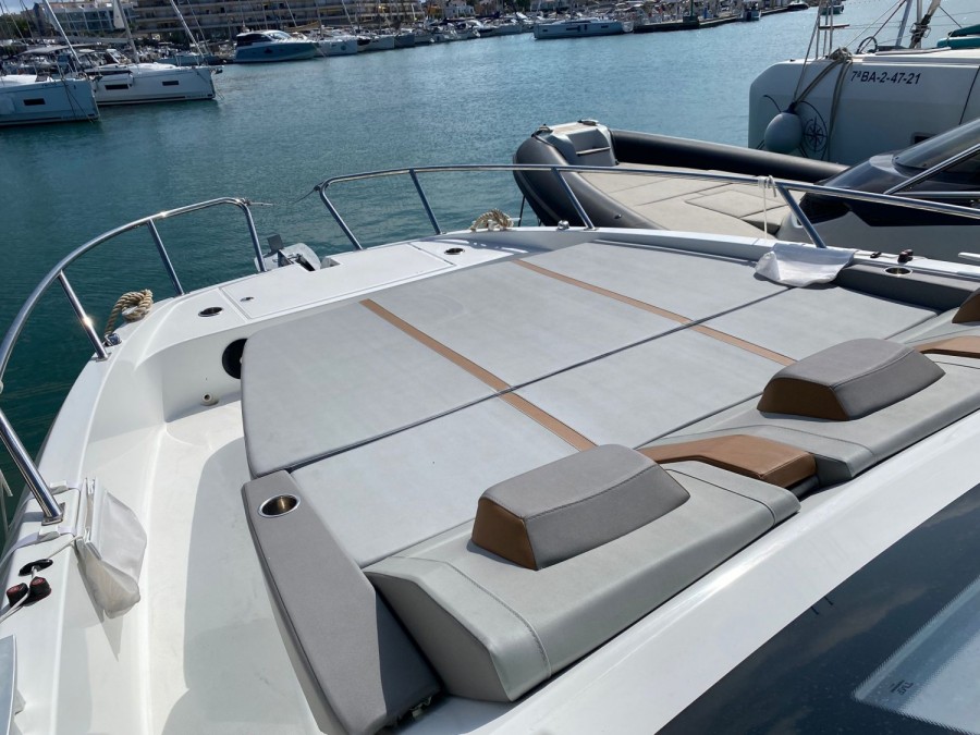 BENETEAU GRAN TURISMO 32 - 11