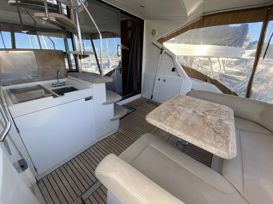 BENETEAU MONTE CARLO 47 FLY - 9