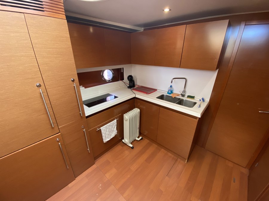 BENETEAU MONTE CARLO 47 FLY - 20