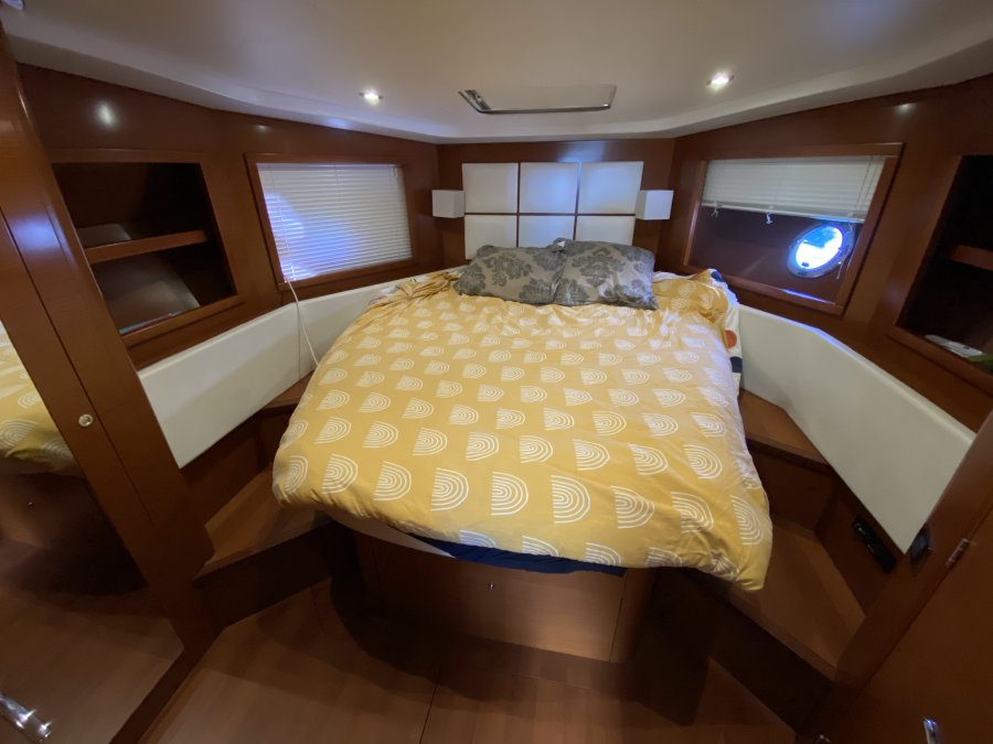 BENETEAU MONTE CARLO 47 FLY - 21