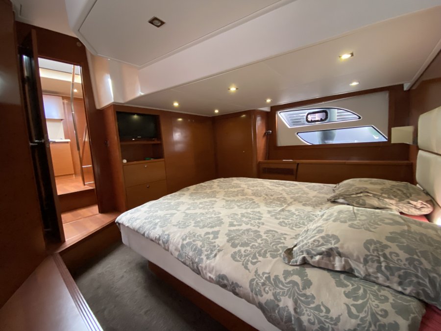 BENETEAU MONTE CARLO 47 FLY - 24