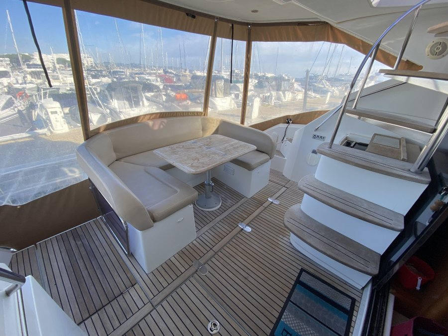 BENETEAU MONTE CARLO 47 FLY - 11