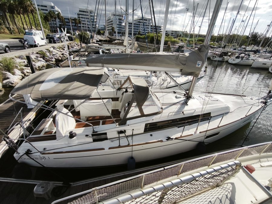 BENETEAU OCEANIS 38.1 - 18