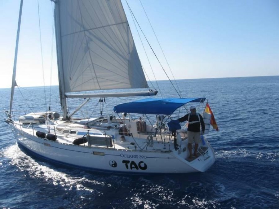 BENETEAU OCEANIS 390 - 2