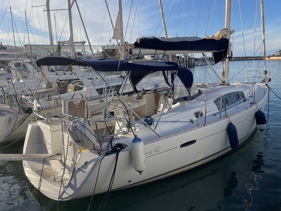 BENETEAU OCEANIS 40 - 2